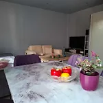 Villa Marigold