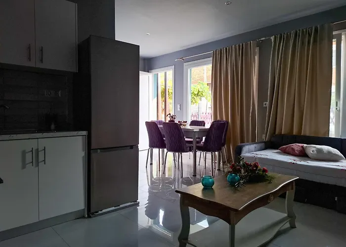 Villa Marigold